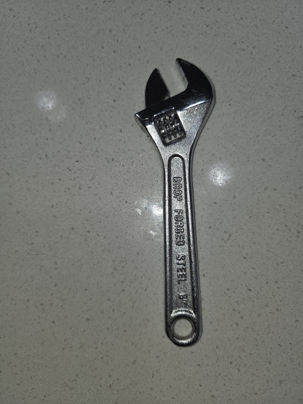 Adjustable Chrome Wrench - Silver